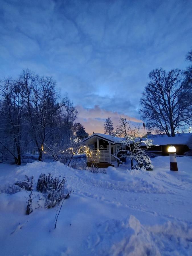 Guesthouse Lokinlaulu Kotka Exterior photo
