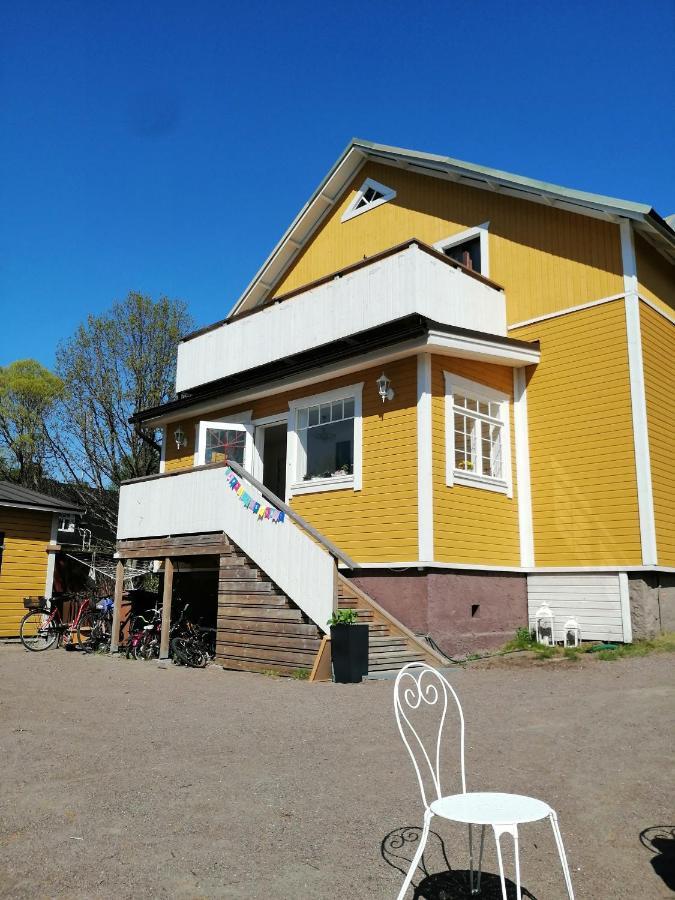 Guesthouse Lokinlaulu Kotka Exterior photo
